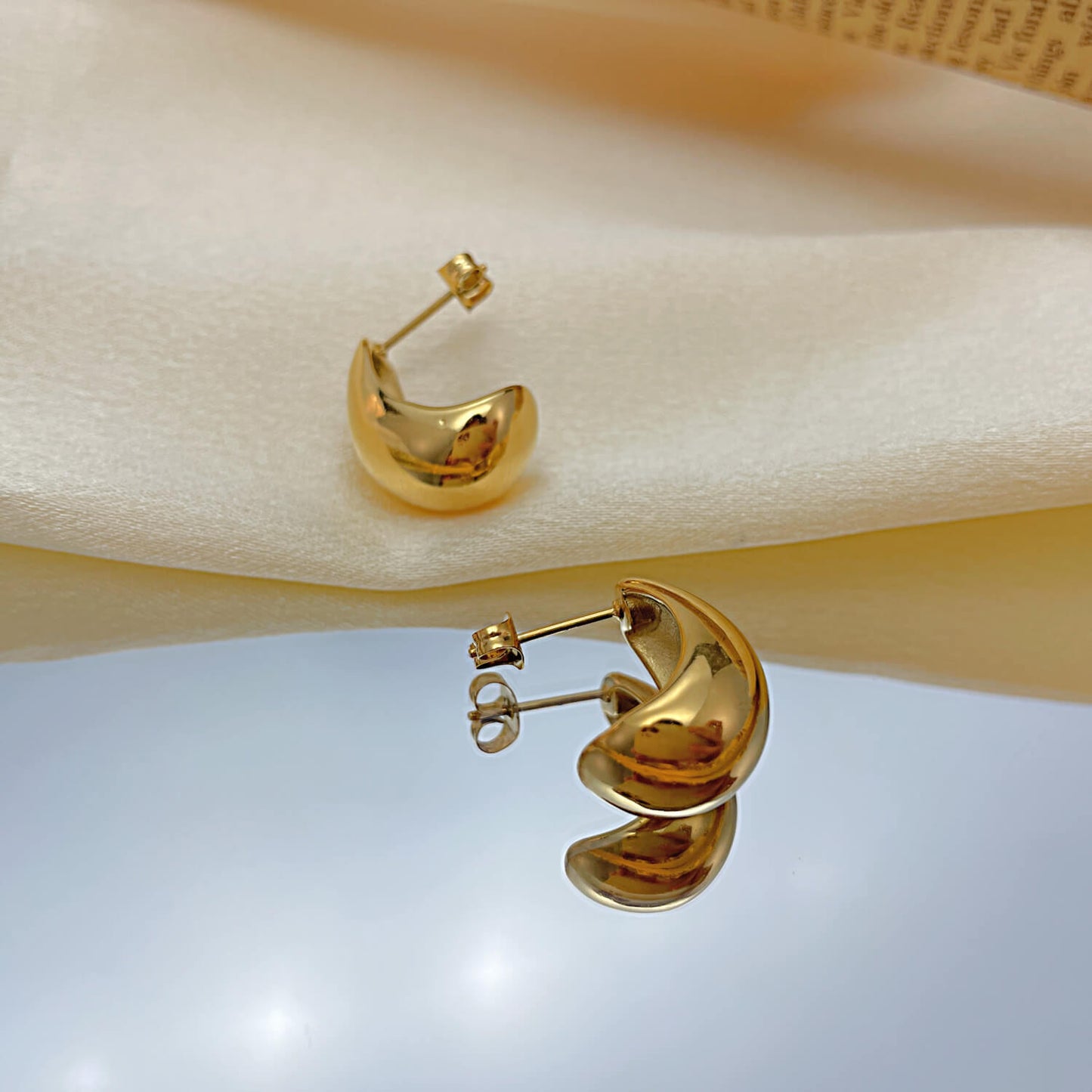 AG Gold Cute & Smart Dolphin Stainless Steel Earrings - AGCHEN JEWELRY,earrings