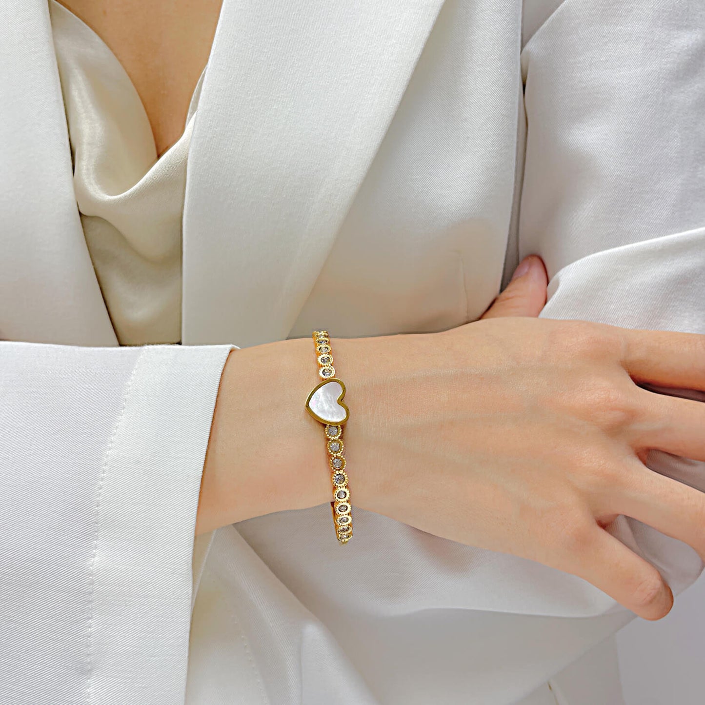 AG Pearl Oyster Heart With Zirconia Diamond Bangle Bracelet - AGCHEN JEWELRY,bracelet
