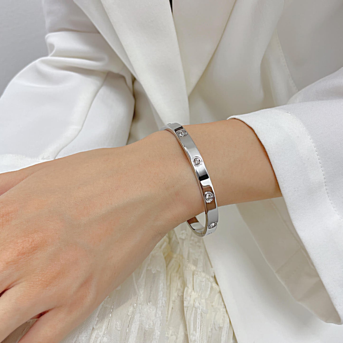 AG Fashion Cubic Zirconia-Studded Bangle Bracelet - AGCHEN JEWELRY,bracelet
