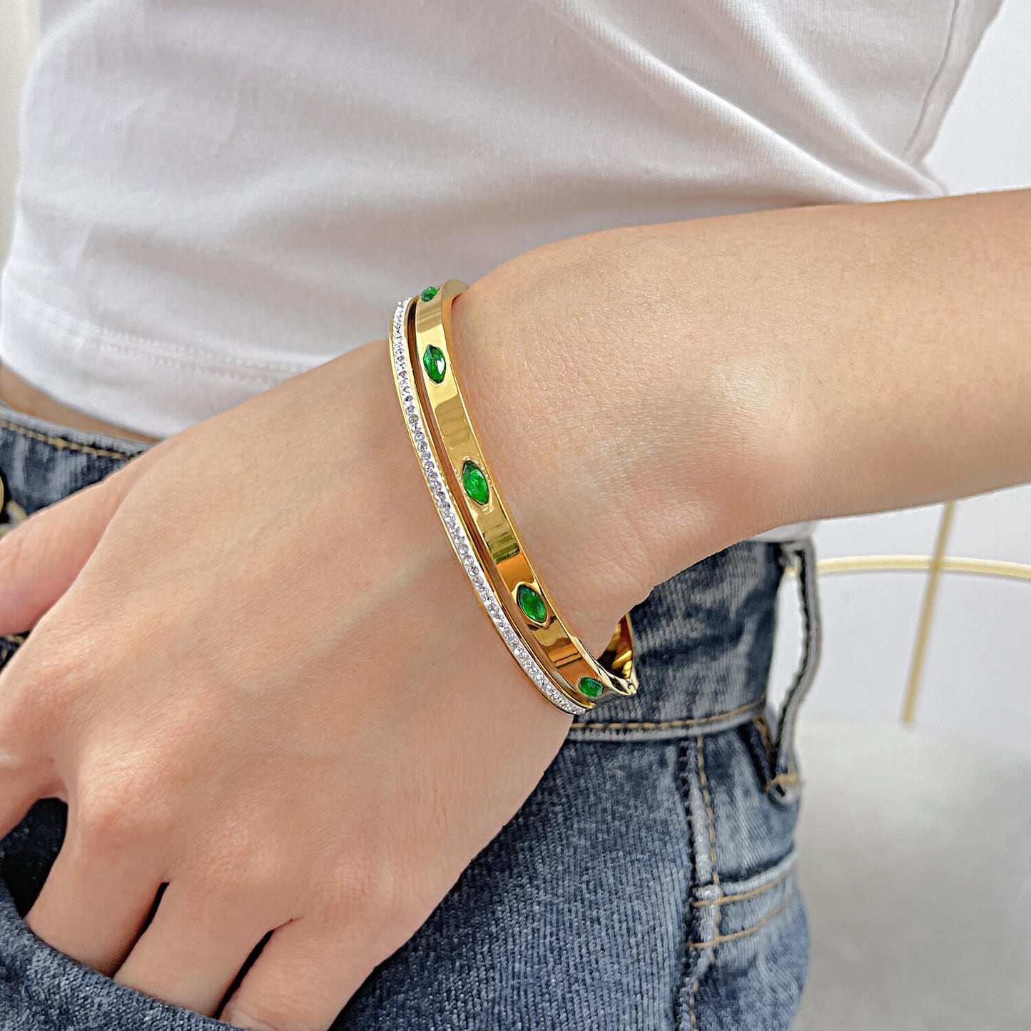 AG Sparkling Zirconia Bangle Brace With Green Crystals - AGCHEN JEWELRY,bracelet