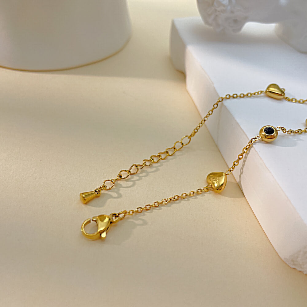 AG Three Heart-Shaped Bracelet With Cubic Zirconia