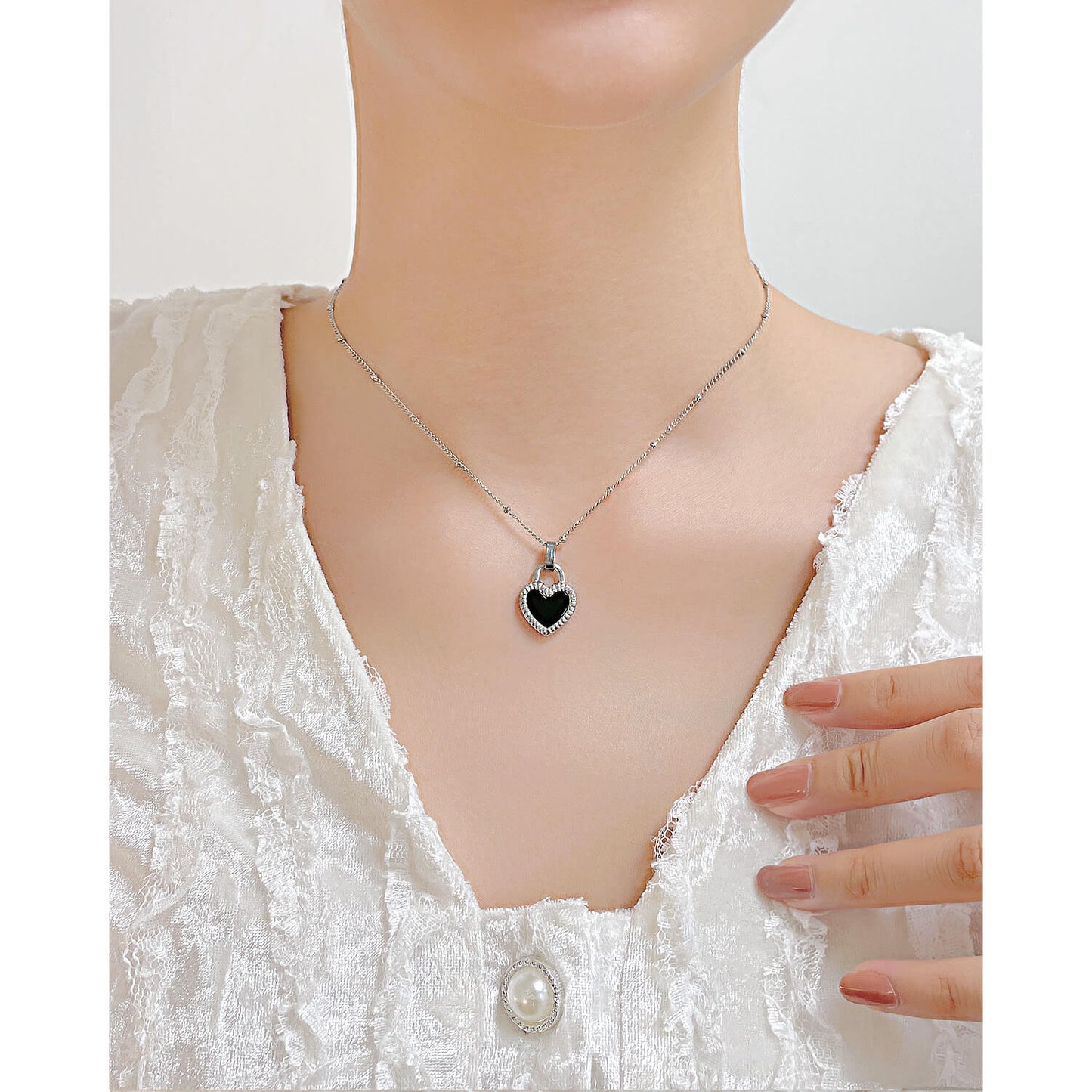 AG Loyalty Black Gold Heart Pendant Necklace - AGCHEN JEWELRY,necklace