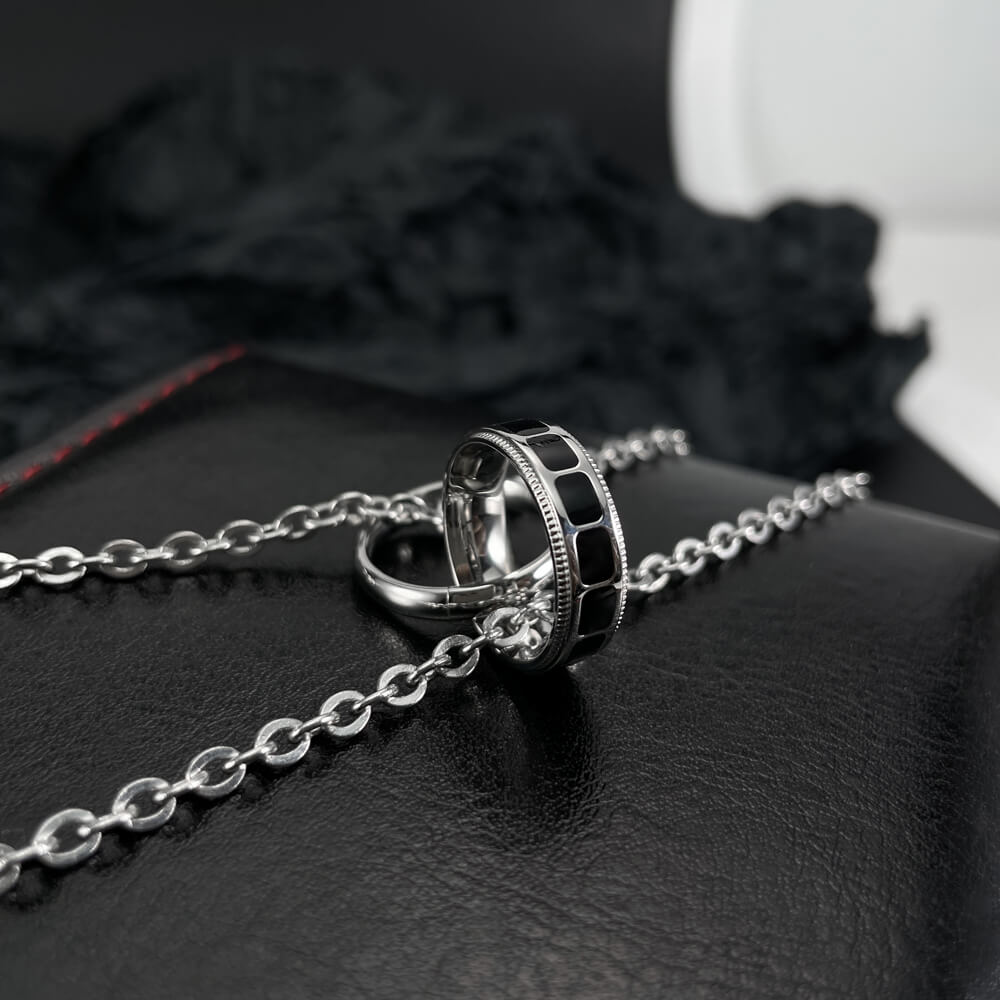 AG Love and Commitment Crossing Ring Pendant Necklace - AGCHEN JEWELRY,men necklace