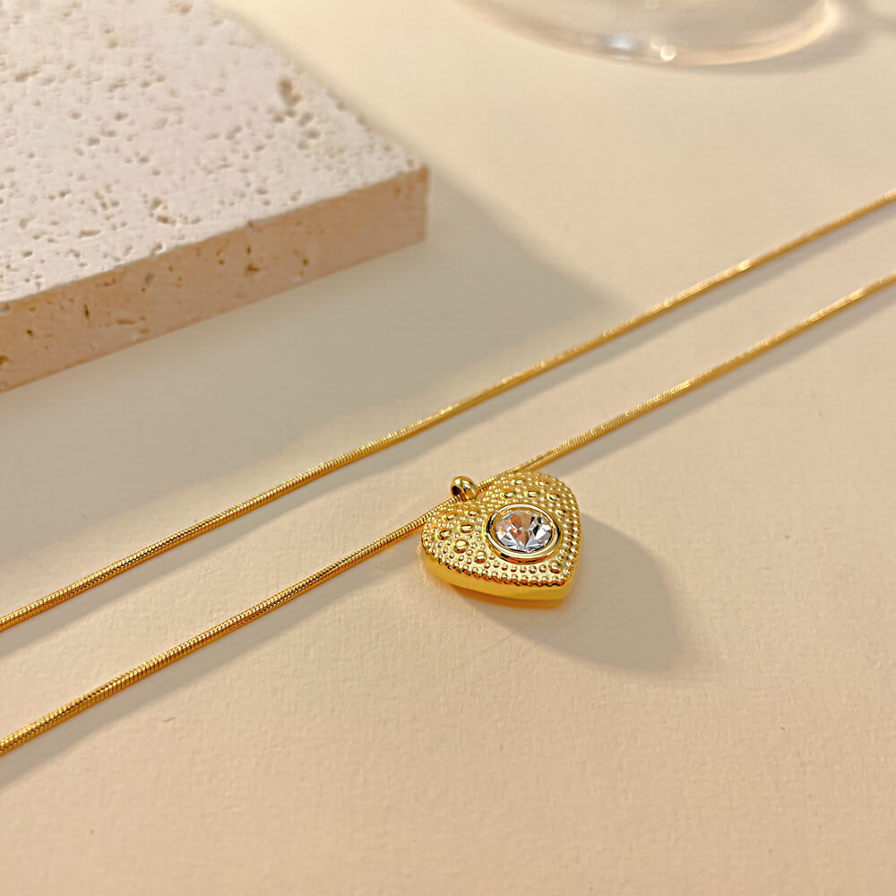 AG Brilliant Love Gold Heart Pendant Necklace With Blazing Cubic Zirconia - AGCHEN JEWELRY,necklace