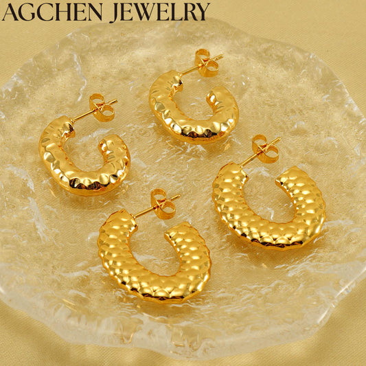 #UniqueAndBold
#BohoMinimalist
#StainlessSteelChic
#EverydayLuxuryJewelry
#PolishedElegance
#MinimalistAndBold
#UniqueChic
#UrbanAndSophisticated