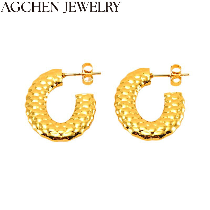 #UniqueAndBold
#BohoMinimalist
#StainlessSteelChic
#EverydayLuxuryJewelry
#PolishedElegance
#MinimalistAndBold
#UniqueChic
#UrbanAndSophisticated