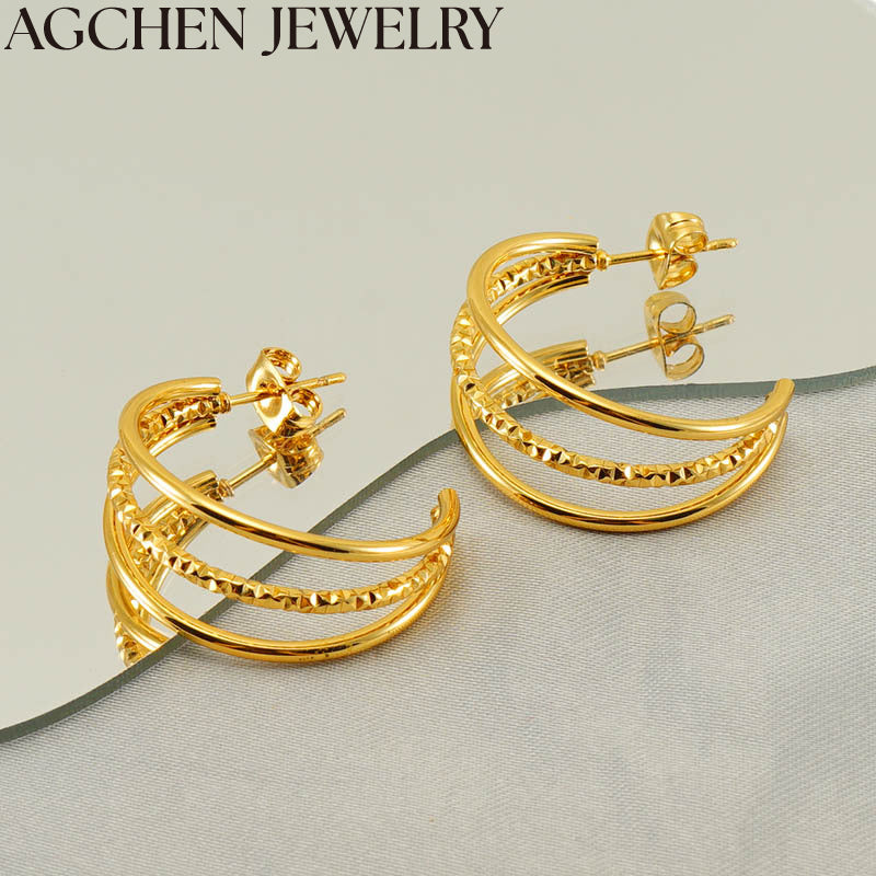 #SubtleAndChic
#UrbanEdge
#PremiumAccessories
#EverydayLuxury
#PolishedBangle
#UrbanEdgeJewelry
#WearEveryday
#UniqueStyles