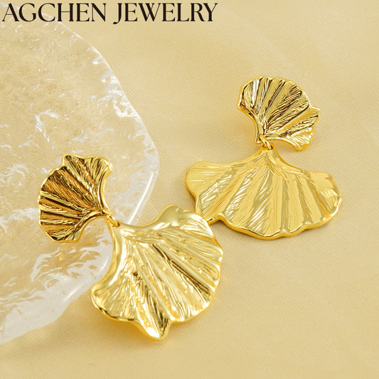 #SophisticatedAccessories
#SimpleAndBoldStyles
#SteelAccessories
#PolishedSteel
#MinimalAndElegant
#UrbanElegance
#StrongAndBold
#EverydayElegance
#ModernAndChic