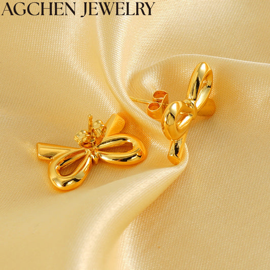 #Twisted rings
#Wrap bracelets
#Double bands
#Fine silver jewelry
#Bold finishes
#Wire-wrapped jewelry
#Multi-metal designs