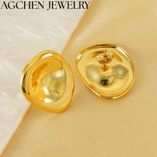 #BoldEdgeJewelry
#PolishedSteelJewelry
#UniqueLuxury
#BoldAndTimeless
#StainlessSteelCuff
#UrbanMinimalism
#SleekStatement
#BoldYetElegant