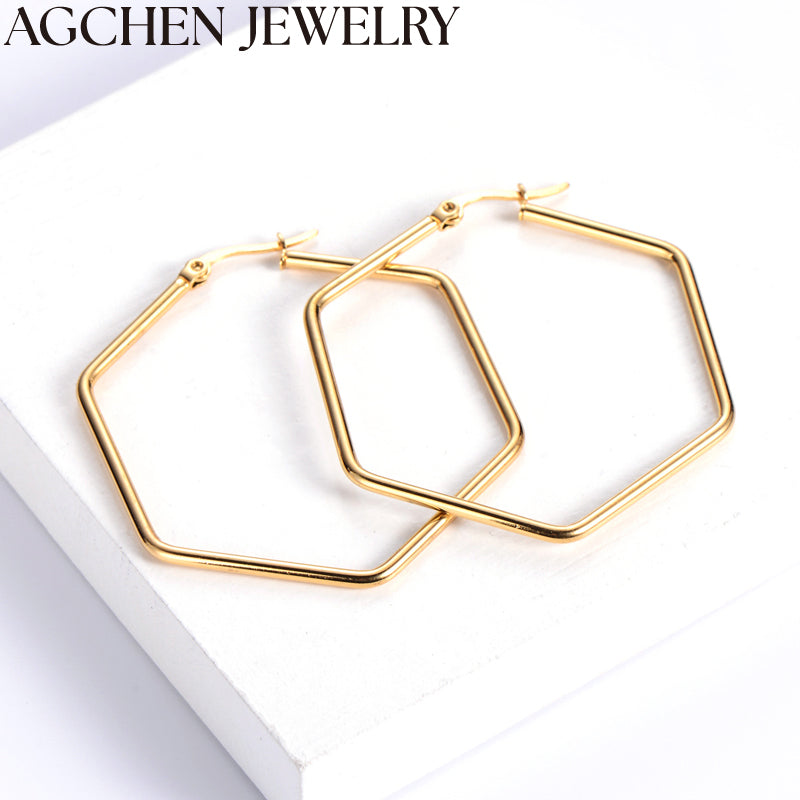 #Everyday Luxury
#Sophisticated Design
#Fashion Must-Have
#Innovative Styles
#Fine Craftsmanship
#Glamorous Pieces