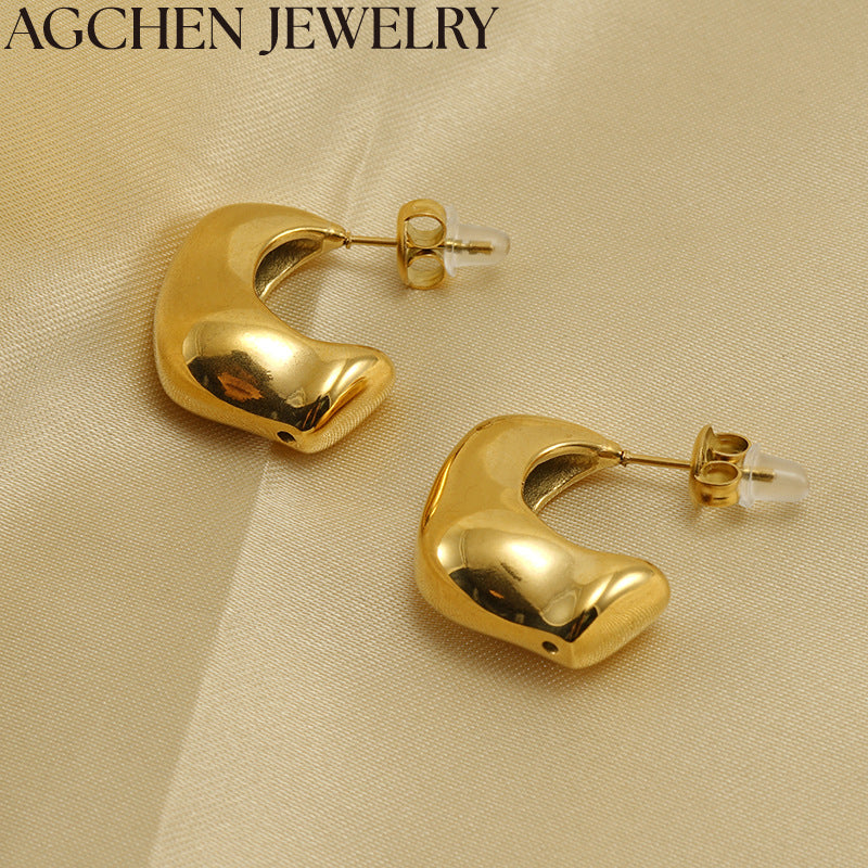 #Elegant Simplicity
#Designer Jewelry
#Everyday Glamour
#Glossy Finish
#Customizable Options
#Brilliant Shine
#Polished Metal
#Smooth Edges