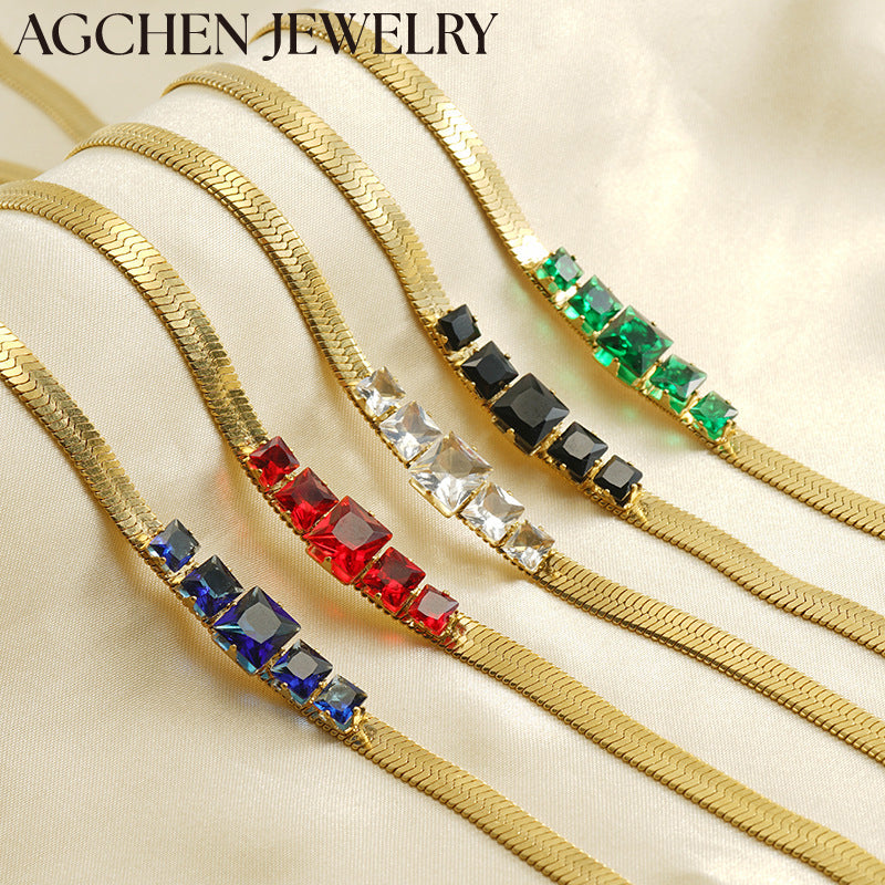 AG Minimalist Women's Square Zirconia Necklace