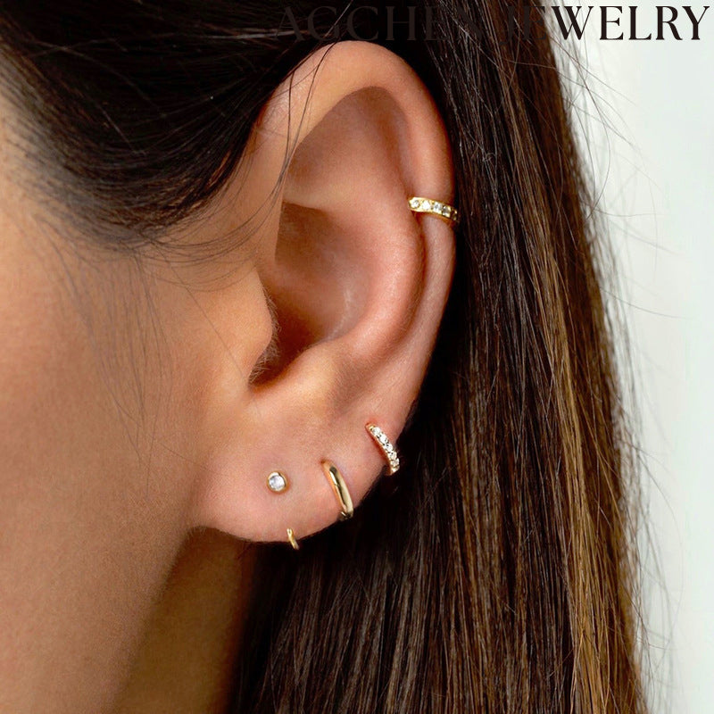 AG White Zirconia Stud Earrings
