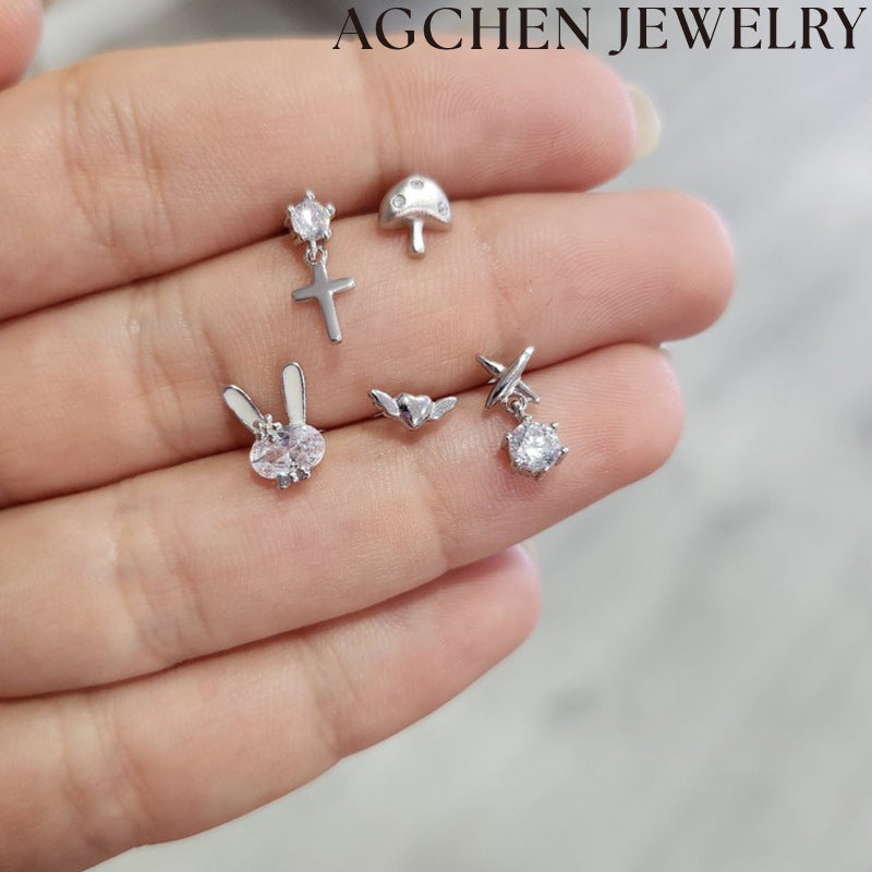 AG Elegant White Zirconia Hoop Earrings