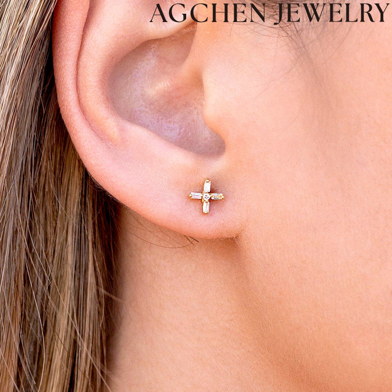 AG White Flower Zirconia Earrings