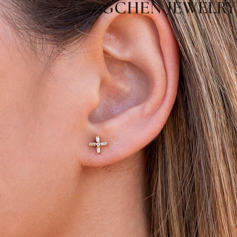 AG White Flower Zirconia Earrings