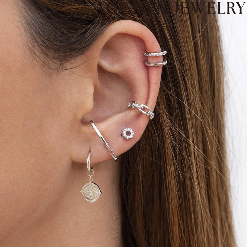 AG Eye-Shaped Zirconia Earrings