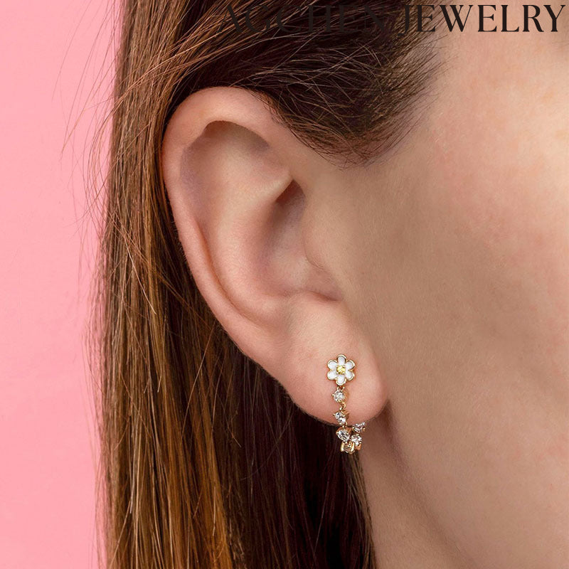 AG White Resin Flower Chain Earrings