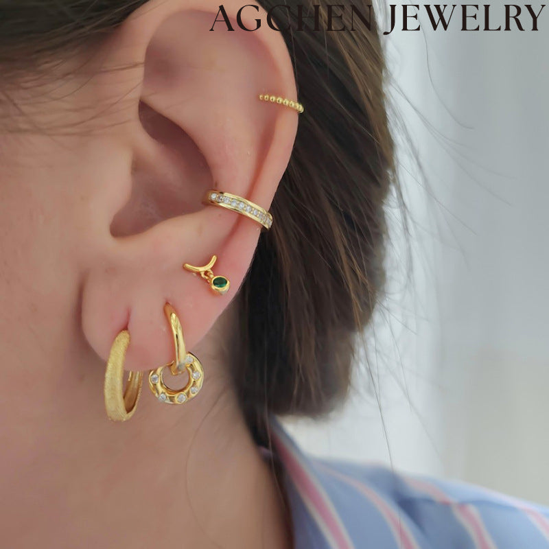 AG Minimalist Round Zirconia Earrings