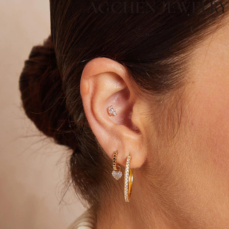 AG Heart-Shaped Zirconia Earrings