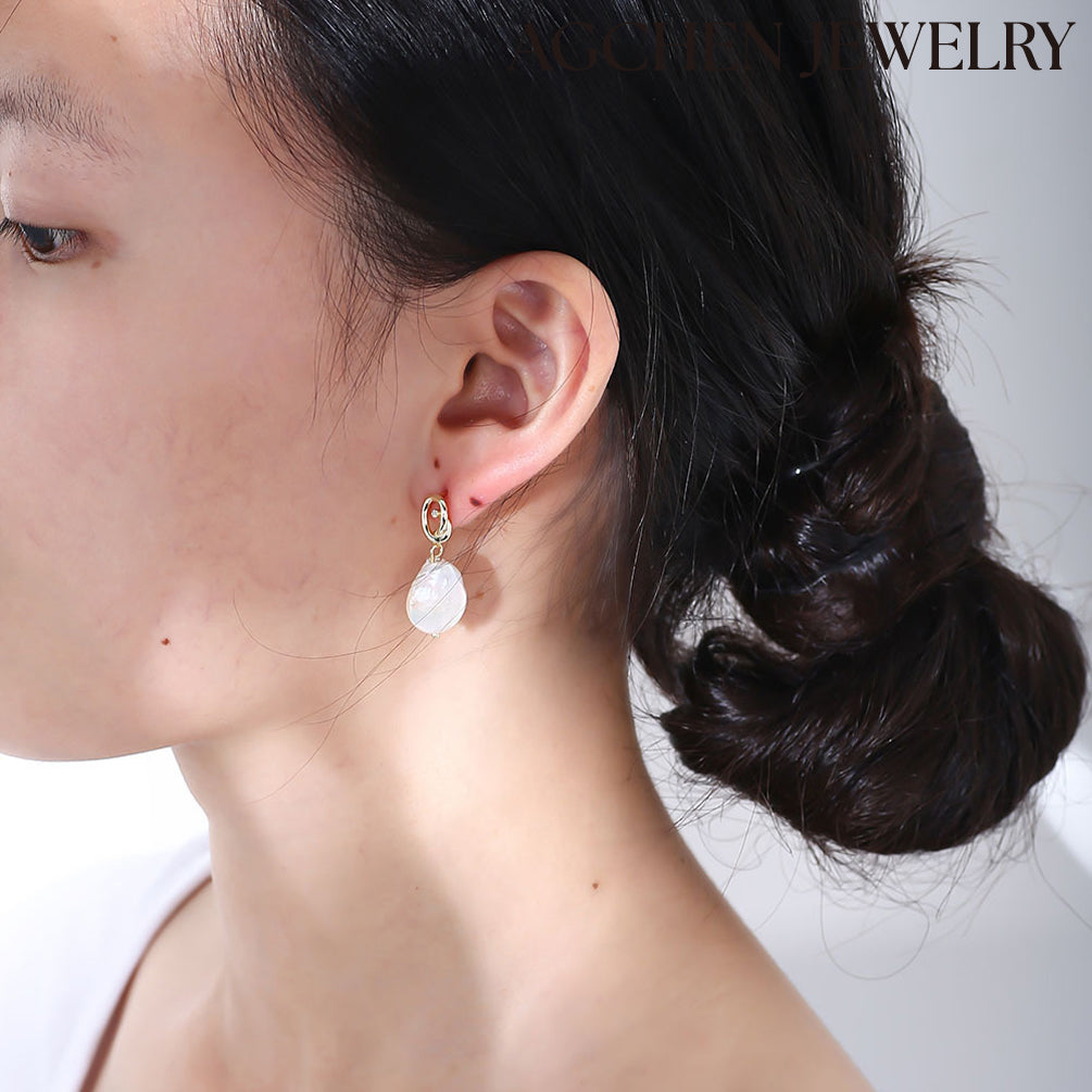 Flat-shaped Pearl Earrings agchenjewelry agjewelry agfashion zirconiaearring