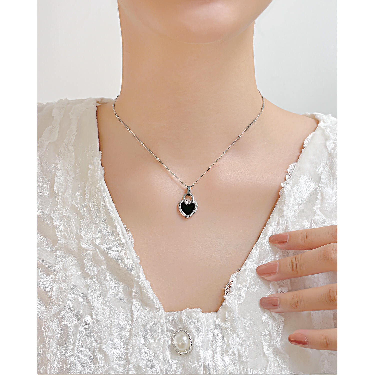 AG Loyalty Black Gold Heart Pendant Necklace - AGCHEN JEWELRY,necklace
