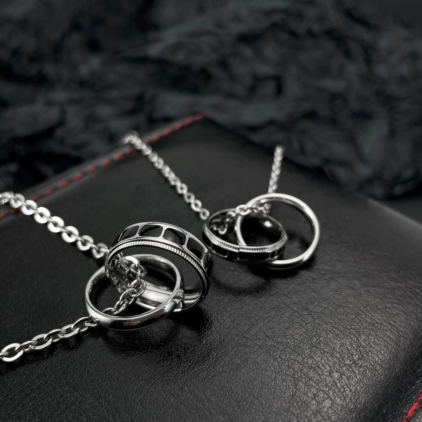 AG Love and Commitment Crossing Ring Pendant Necklace - AGCHEN JEWELRY,men necklace