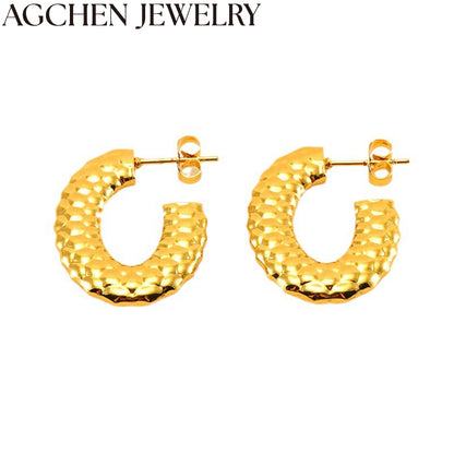 #UniqueAndBold
#BohoMinimalist
#StainlessSteelChic
#EverydayLuxuryJewelry
#PolishedElegance
#MinimalistAndBold
#UniqueChic
#UrbanAndSophisticated
