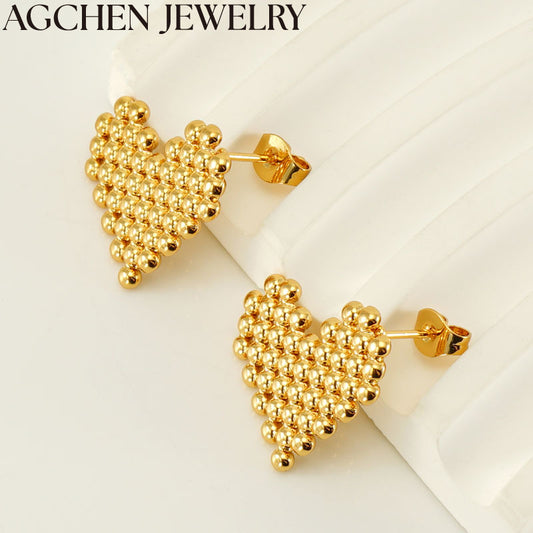 #MensAccessories
#WomensJewelry
#BoldStyles
#ChunkyNecklace
#FashionForward
#ShinyFinish
#ElegantJewelry
#PolishedLook
