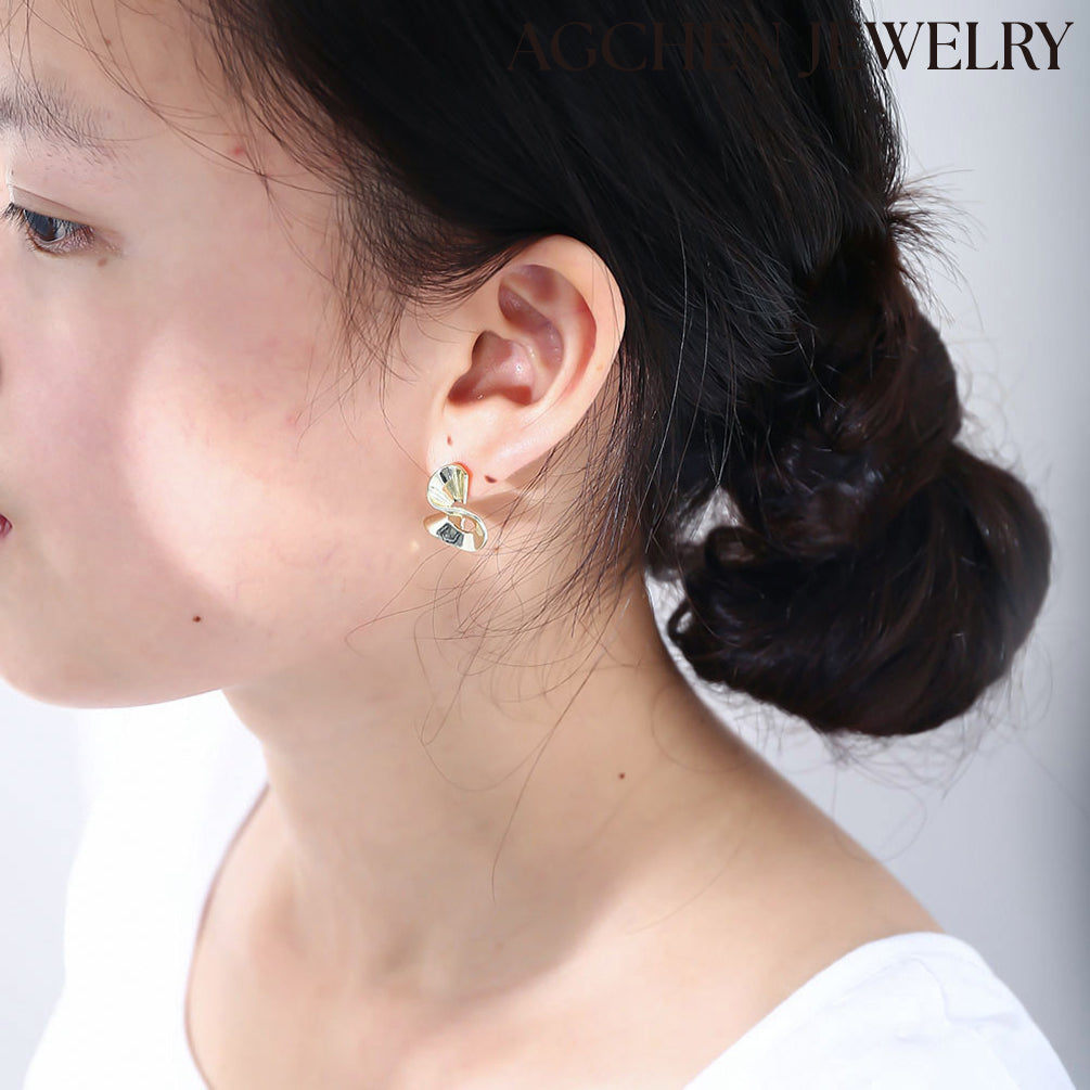 agchen diamond necklace and earring set 